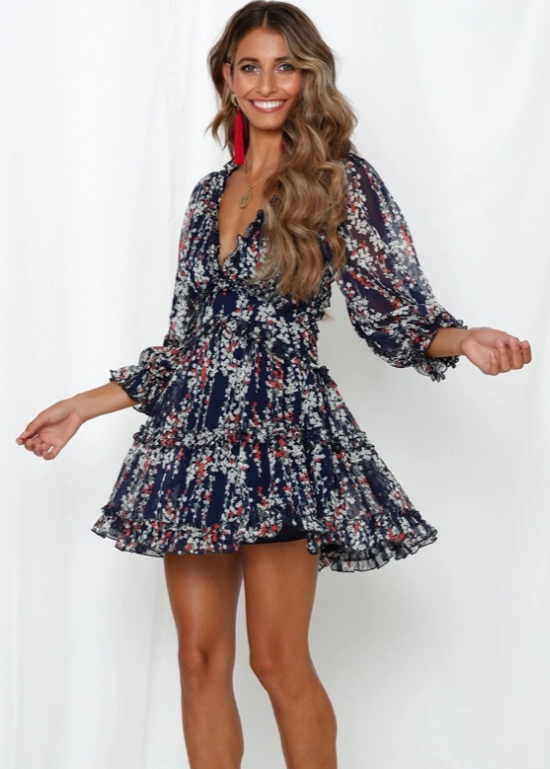 Robe courte florale bleu marine