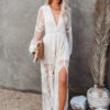 Robe Blanche Longue Bohème Dentelle Manches Longues